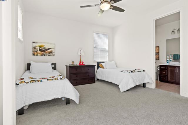 4440 Pine Mountain Way, Dublin CA: https://media.crmls.org/mediaz/4973fe72-a8b5-4931-b25b-fcfac3c73e7e.jpg