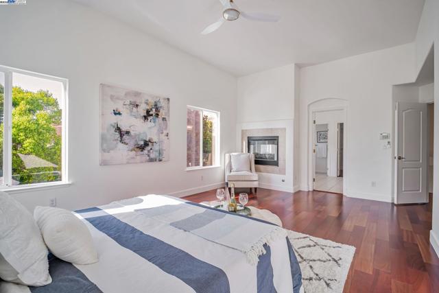 744 Bodega Ct, Fremont CA: https://media.crmls.org/mediaz/4975025c-dce4-4ead-834a-a579f3409ce4.jpg
