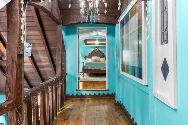 744 Cathedral Drive, Aptos CA: https://media.crmls.org/mediaz/497554e6-135e-462f-9c8a-4bd93c55adfb.jpg
