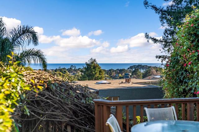 207 Driftwood Court, Aptos CA: https://media.crmls.org/mediaz/497577f2-5dda-4ba5-b145-afffa1848e1c.jpg