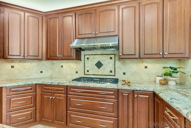 Image 11 of 41 For 7324 Celata Ln