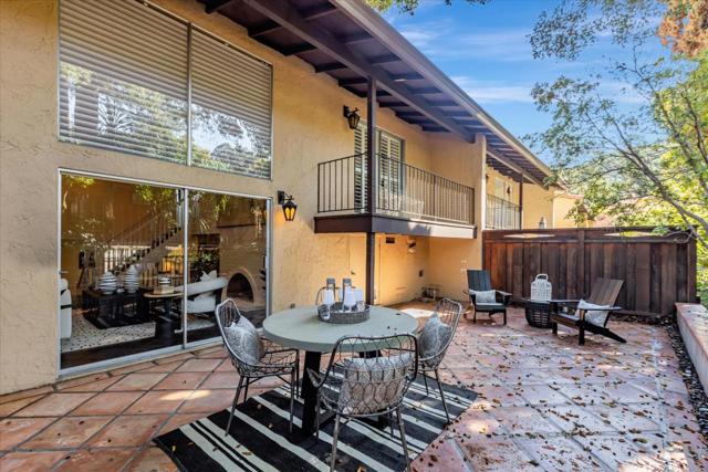 18400 Overlook Road, Los Gatos CA: https://media.crmls.org/mediaz/49768cba-f787-41c5-81bb-c126477236f4.jpg