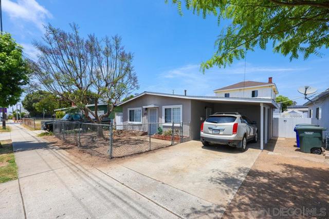 415 417 E 26th Street, National City CA: https://media.crmls.org/mediaz/4976ccfc-a64a-46d4-bebe-a6e24097da7a.jpg