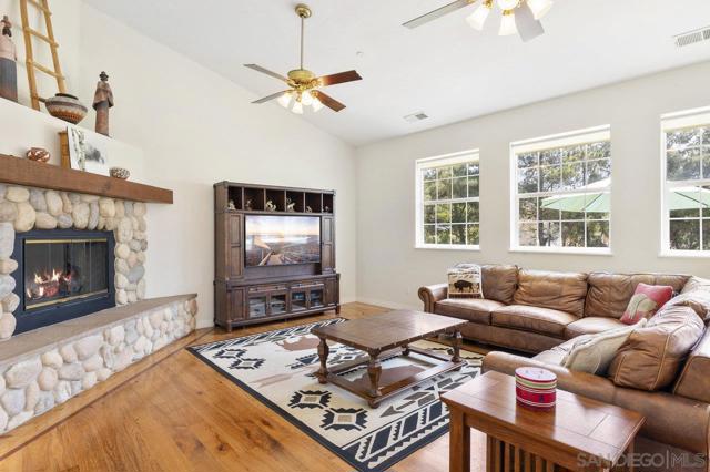 3232 N Twin Oaks Valley Rd, San Marcos CA: https://media.crmls.org/mediaz/4976e393-86e2-490b-9971-6ee3e31e8331.jpg