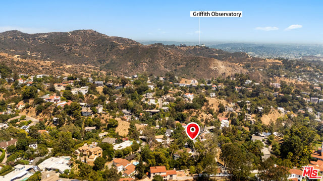 3162 Durand Drive, Los Angeles CA: https://media.crmls.org/mediaz/4976ea7f-4797-49d8-a462-9a7497acf811.jpg