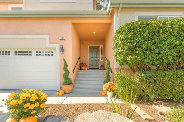 3141 Ocean Terrace, Marina CA: https://media.crmls.org/mediaz/497778c4-540f-429d-a0d8-67fed371f8c8.jpg