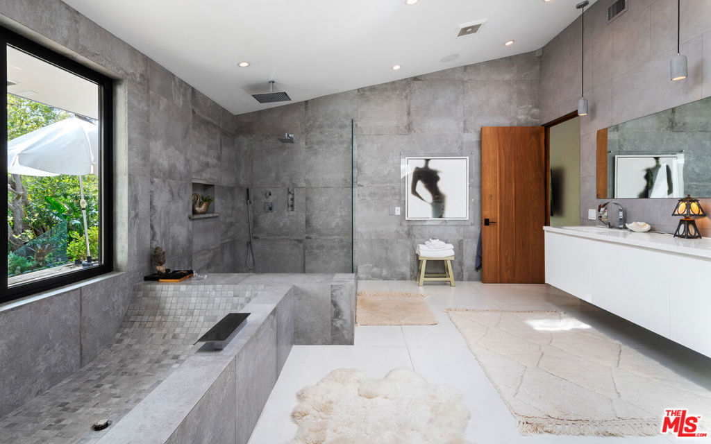 MLS #26859143 image #25