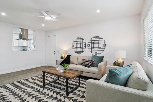 10220 Princess Sarit Way, Santee CA: https://media.crmls.org/mediaz/49789974-d005-42bb-ab76-632b844c1b41.jpg