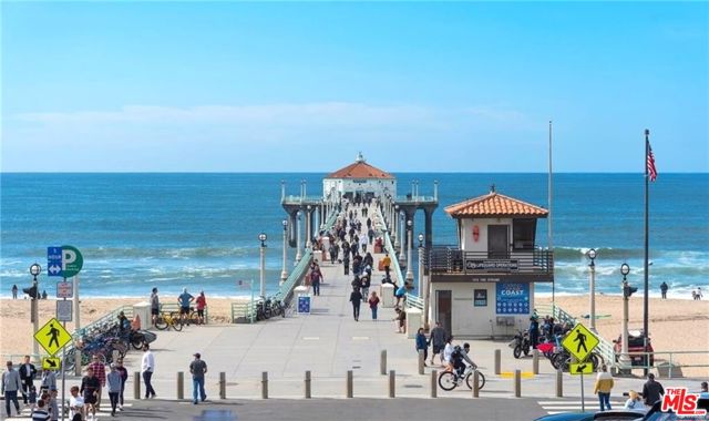 1202 Tennyson Street, Manhattan Beach CA: https://media.crmls.org/mediaz/497a2e64-fd8b-4e4a-a08b-fd9e85de46ff.jpg