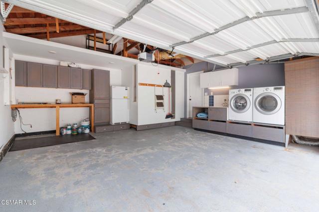 1881 Wellesley Drive, Thousand Oaks CA: https://media.crmls.org/mediaz/497a341c-8948-47fd-8c63-49510b712f83.jpg