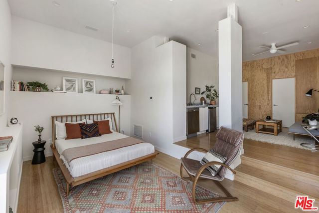 1508 Elevado Street, Los Angeles CA: https://media.crmls.org/mediaz/497a3f31-d0de-41d2-a7c7-0e787a27b079.jpg