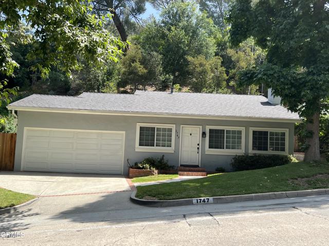1747 La Loma Rd, Pasadena, CA 91105