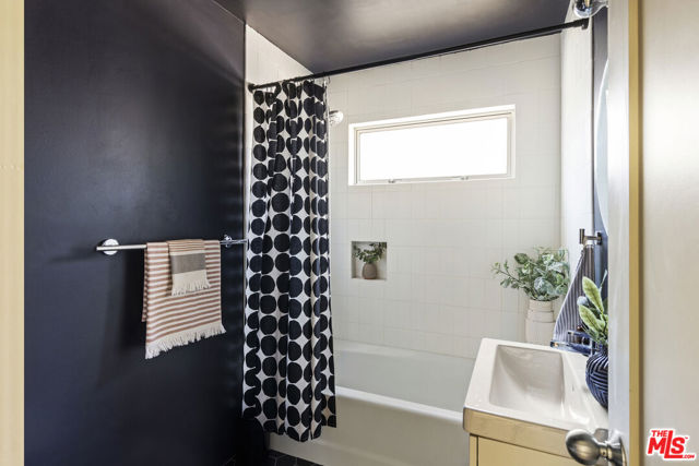 1888 Echo Park Avenue, Los Angeles CA: https://media.crmls.org/mediaz/497b362f-604f-44f9-a70c-dd4c4dbd3567.jpg