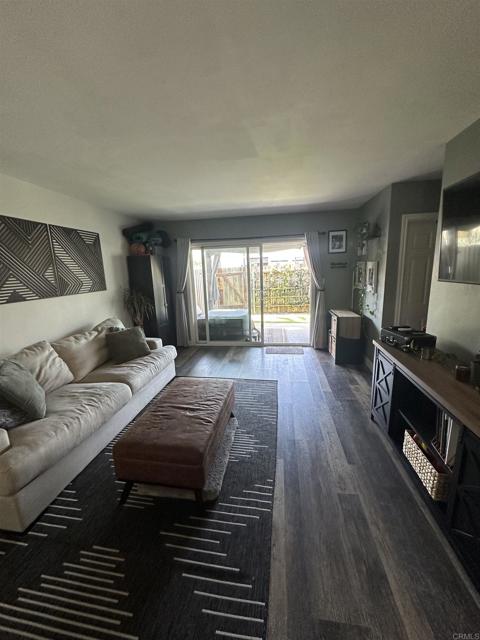 Detail Gallery Image 5 of 16 For 1401 Reed Ave #3,  San Diego,  CA 92109 - 1 Beds | 1 Baths