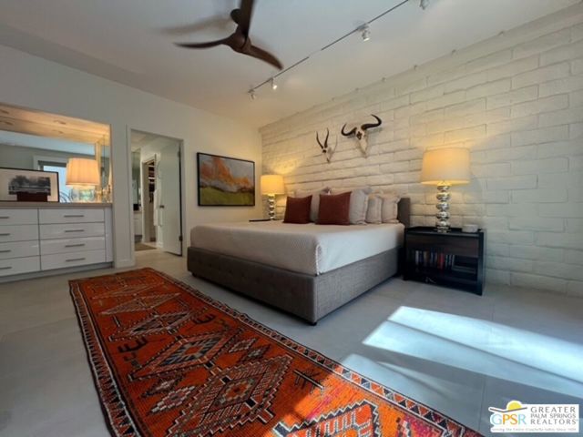1311 N Primavera Drive, Palm Springs CA: https://media.crmls.org/mediaz/497f16dc-70cc-47ed-a168-d80aec893459.jpg