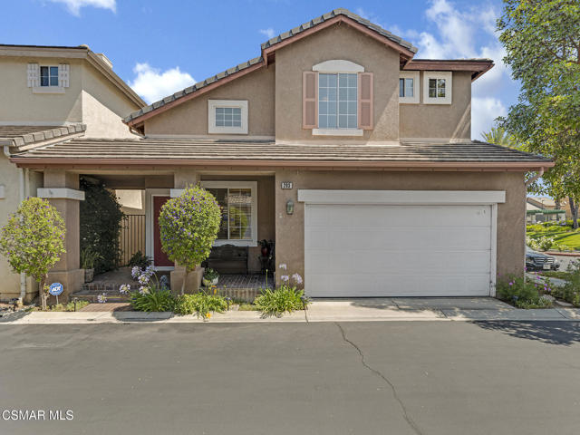 293 Springmist Lane, Simi Valley CA: https://media.crmls.org/mediaz/497f1dd8-3168-4cf9-affb-68ec215064e1.jpg