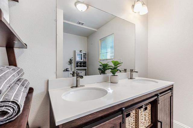 7449 Church Street, Gilroy CA: https://media.crmls.org/mediaz/4980b3b1-563a-4f7d-a086-13adb37fb5c7.jpg