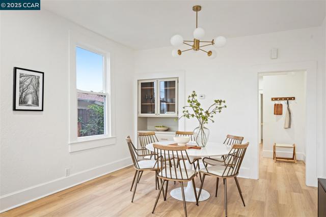 939 Ohio St, Vallejo CA: https://media.crmls.org/mediaz/4981d85b-54ff-46e9-935b-55cd0d16c097.jpg