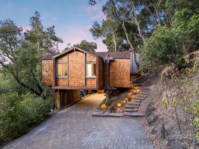 120 Pinta Court, Los Gatos CA: https://media.crmls.org/mediaz/4981e8f2-8f9c-4e51-b884-b99802add439.jpg