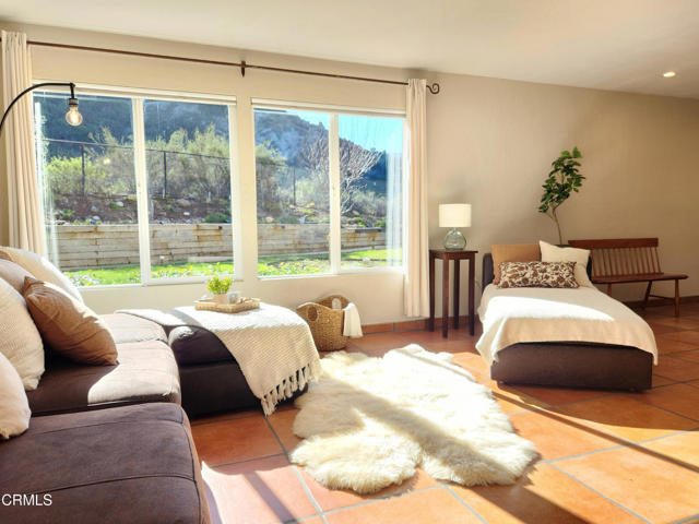 Detail Gallery Image 5 of 26 For 548 Live Oak Circle Dr, Calabasas,  CA 91302 - 5 Beds | 3 Baths