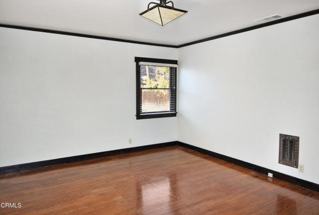 Detail Gallery Image 19 of 28 For 1266 N Mentor Ave, Pasadena,  CA 91104 - – Beds | – Baths