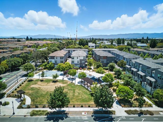 895 De Guigne Drive, Sunnyvale CA: https://media.crmls.org/mediaz/4985bc18-4585-4d3a-af0b-ce867b39f3c9.jpg