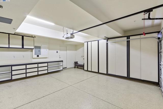 Image 33 of 42 For 6672 Adare Ln