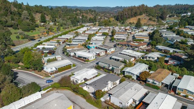 165 Anita Avenue, Aptos CA: https://media.crmls.org/mediaz/4986b611-1971-4e9e-b883-070adc33800f.jpg