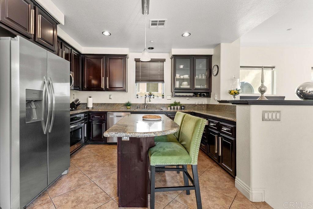 2712 Villas Way - photo 5