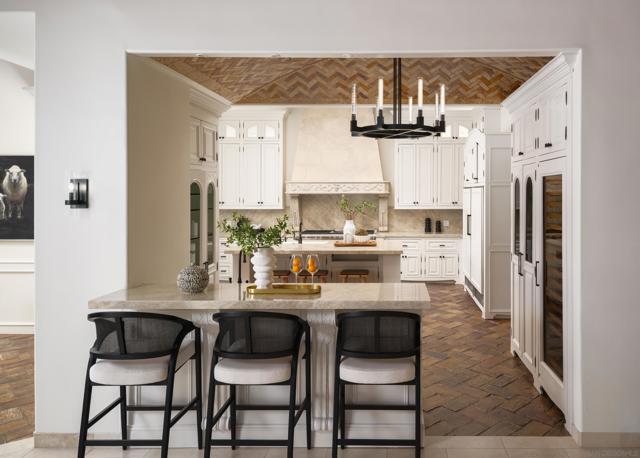 17550 Via De Fortuna, Rancho Santa Fe CA: https://media.crmls.org/mediaz/49881aff-fdca-4c9a-b77a-c0dc650c0ceb.jpg