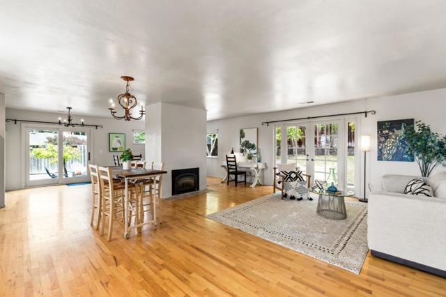 2074 Marsala Circle, Monterey CA: https://media.crmls.org/mediaz/498a1251-cb3e-41f0-acf8-5a35b875a1ba.jpg