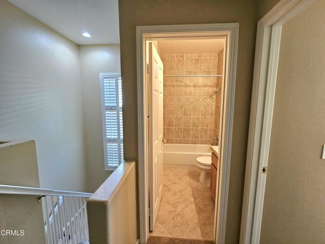 3347 Rockhampton Drive, Camarillo CA: https://media.crmls.org/mediaz/498c1c36-ba9a-49be-817a-34fe04d36bfb.jpg