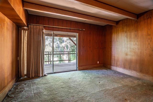 45 Ranch Road, Woodside CA: https://media.crmls.org/mediaz/498c8f60-ca3f-494f-93cf-0b9684896329.jpg