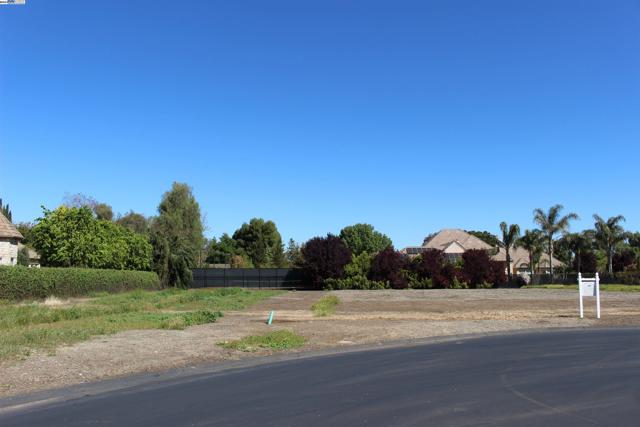Image 17 of 19 For 8485 Ranch Rd