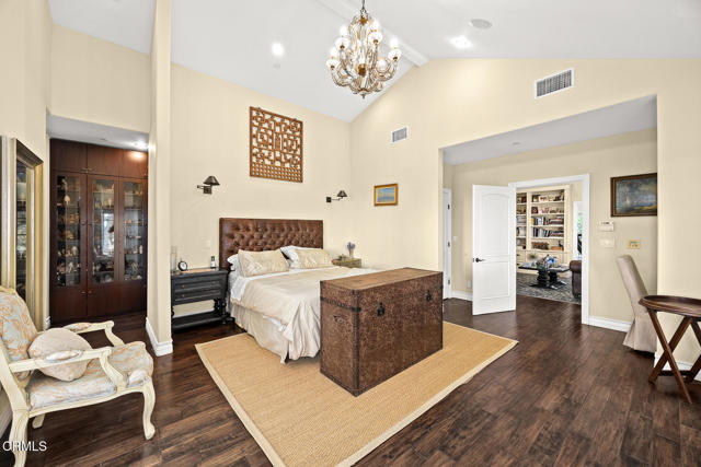 574 Camillo Road, Sierra Madre CA: https://media.crmls.org/mediaz/498cd3da-75d6-4e68-ab42-493a2c658c08.jpg