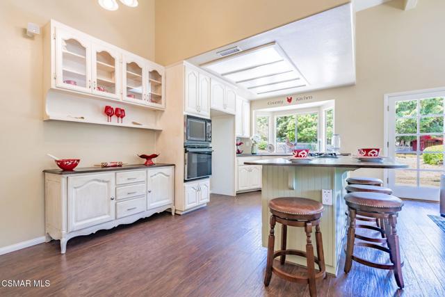 6564 La Cumbre Road, Somis CA: https://media.crmls.org/mediaz/498d069f-5a4f-4e71-b9a6-68b5ba54e682.jpg