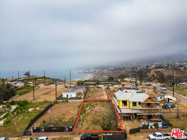 335 Beirut Avenue photo 6