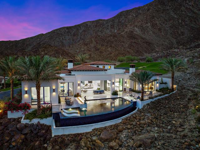 53985 Del Gato Drive, La Quinta CA: https://media.crmls.org/mediaz/498e8351-617c-4d1e-aa9e-7c0f57472ca7.jpg
