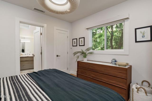 913 W Victoria Street, Santa Barbara CA: https://media.crmls.org/mediaz/498e9617-a250-445f-a5ef-03b27f934844.jpg