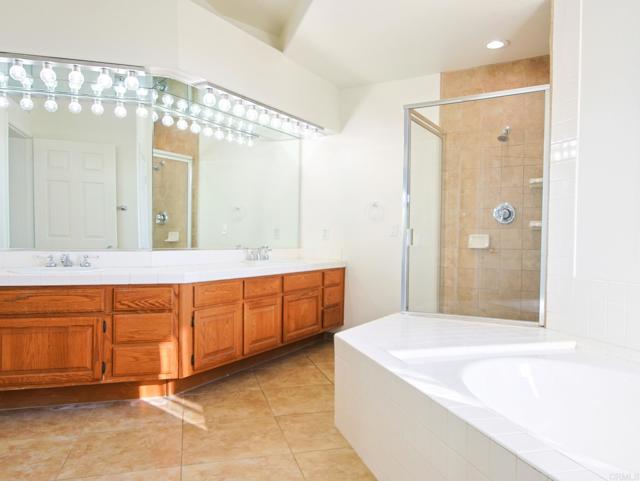 Detail Gallery Image 25 of 43 For 4918 Amador Dr, Oceanside,  CA 92056 - 5 Beds | 3/1 Baths