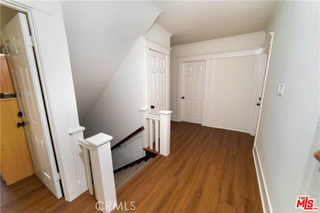 1023 S Wilton Place, Los Angeles CA: https://media.crmls.org/mediaz/498f5e01-550f-4a48-897e-fdfe97c57e37.jpg