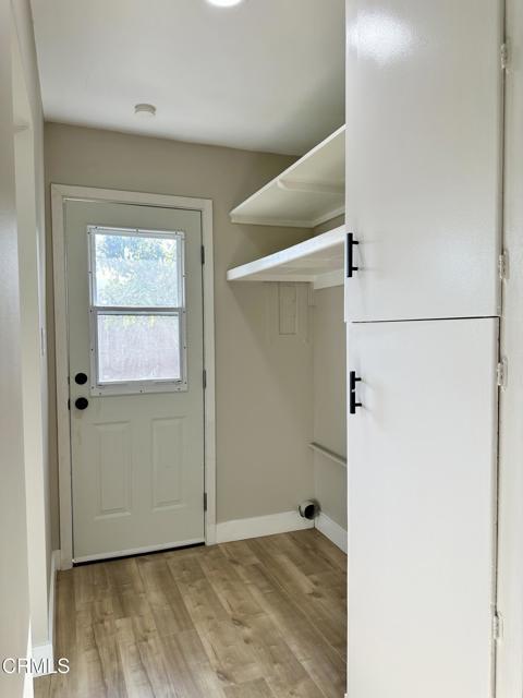 5063 Cypress Lane, Ventura CA: https://media.crmls.org/mediaz/498fae1a-b813-4670-bce2-c4b478488a63.jpg