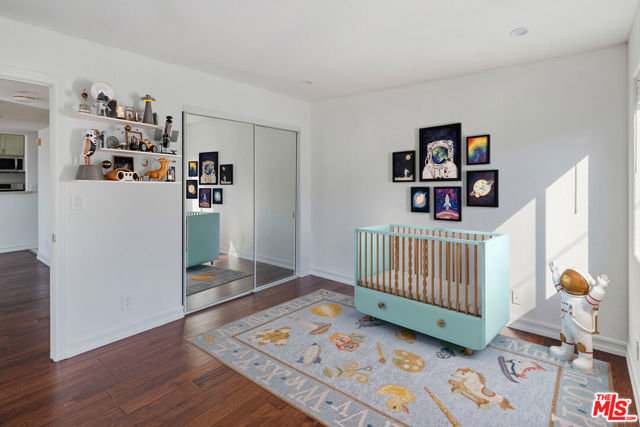 1216 S Saltair Avenue, Los Angeles CA: https://media.crmls.org/mediaz/499039c5-1561-4762-84c1-9799225a31ad.jpg