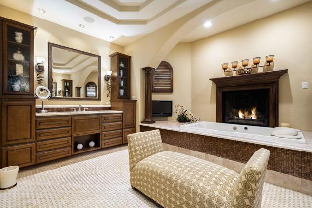 75836 Via Cortona, Indian Wells CA: https://media.crmls.org/mediaz/499042e8-ea68-40a2-a908-534671f650b6.jpg