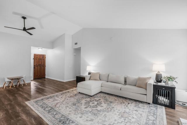 10226 Julio Pl, Santee CA: https://media.crmls.org/mediaz/49908bc4-a626-4a49-980c-5a3e66f3b835.jpg