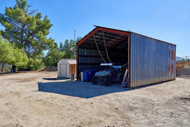 6185 Alpine Blvd, Alpine CA: https://media.crmls.org/mediaz/4990974b-deab-48d8-95b8-0d190d8c9cf5.jpg