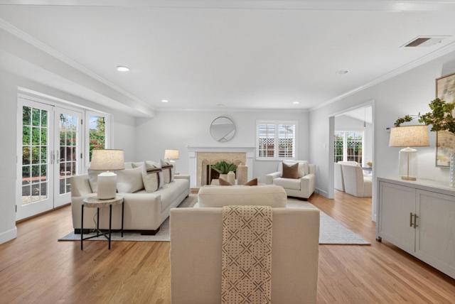 6365 Candlewood Court, Cupertino CA: https://media.crmls.org/mediaz/499190cf-7e39-4b4d-a99f-09b6c1160773.jpg