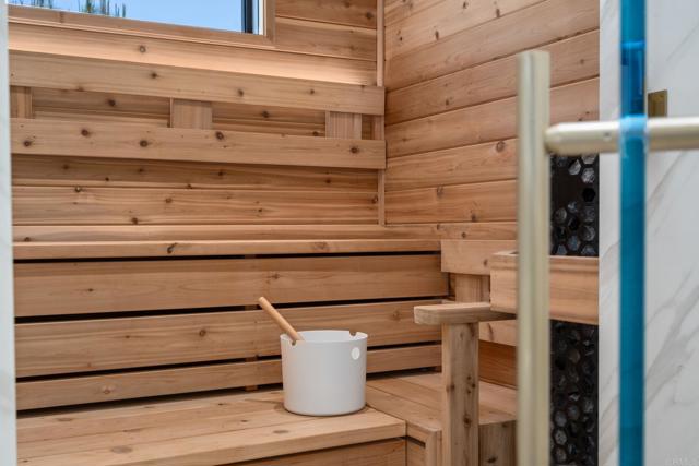 6497 99 Calle Del Alcazar, Rancho Santa Fe CA: https://media.crmls.org/mediaz/4992e5be-fefa-424f-8197-ed1aac2821ba.jpg