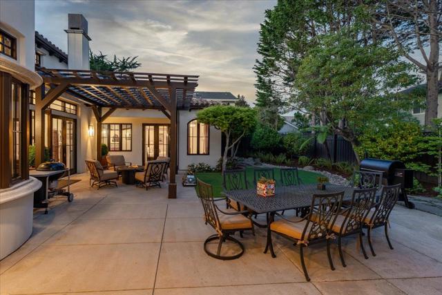 106 Farley Drive, Aptos CA: https://media.crmls.org/mediaz/49940252-ac1f-45a1-8a2d-8ab45881b424.jpg