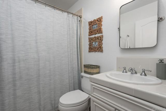1813 Windriver Street, San Marcos CA: https://media.crmls.org/mediaz/49943d19-932c-4b09-bcf7-ec87538d564d.jpg